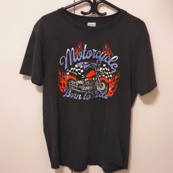 S 100% Cotton Motorcycle Graphic T-shirt from Streetwear Society - Picture 1 of 5